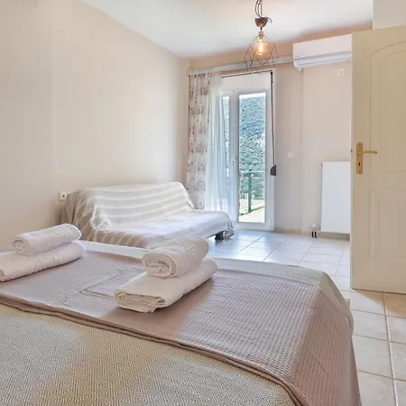 Nyaraló Nikos And Vicky's House Ajía Effimía